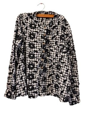 Applique Black and White Shirt with Nehru Collar